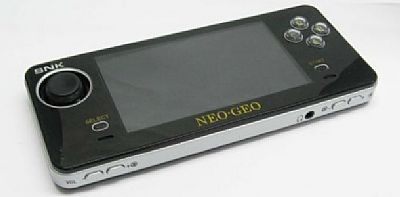 Firma SNK zapowiedziała konsolę przenośną Neo Geo Portable Device - ilustracja #1