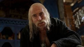 Aktor z Wiedźmina Netflixa grający Leo Bonharta zapewnia, że „starał się zachować wierność duchowi książek”