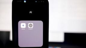 Konkurencja dla Google i ChatGPT: największy przeciwnik sztucznej inteligencji pokonuje nawet nowy Gemini 3 Pro