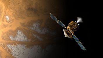 NASA wykorzystuje statek kosmiczny w celu obserwacji martwego robota na Marsie, aby zobaczyć, jak zbiera kurz