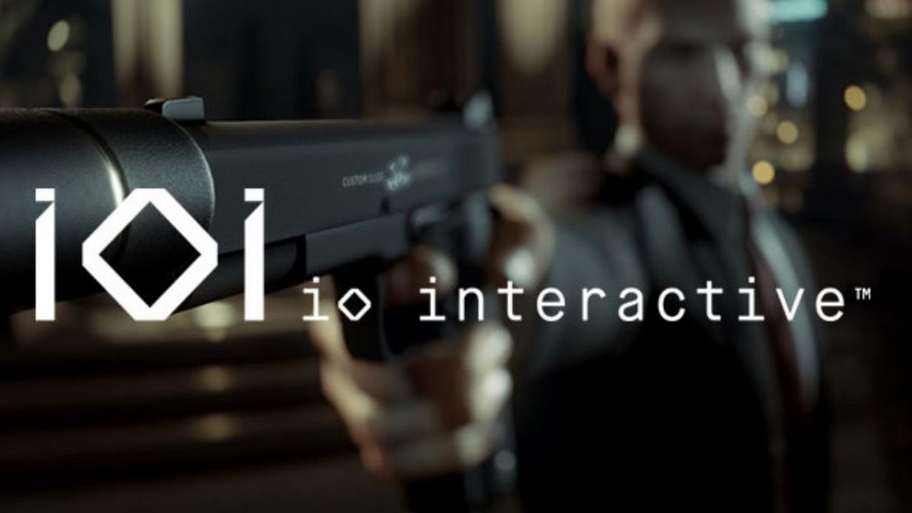 Разработчик io. Io interactive. Io interactive Hitman загрузочный экран. Io interactive logo. Io interactive компьютерные игры, разработанные io interactive.