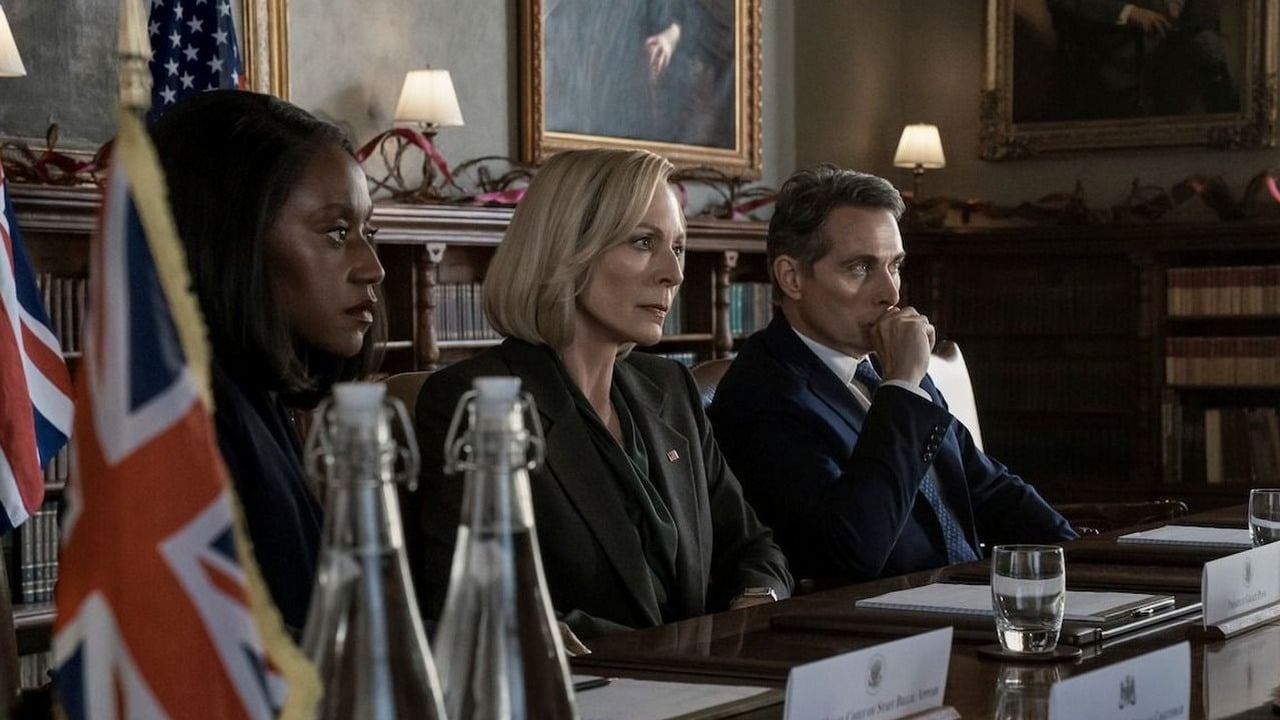 Najlepszy thriller polityczny Netflixa dziś powrócił z elektryzującym 3. sezonem. Krytycy obiecują, iż przez 8 odcinków choćby na chwilę nie oderwiesz się od ekranu