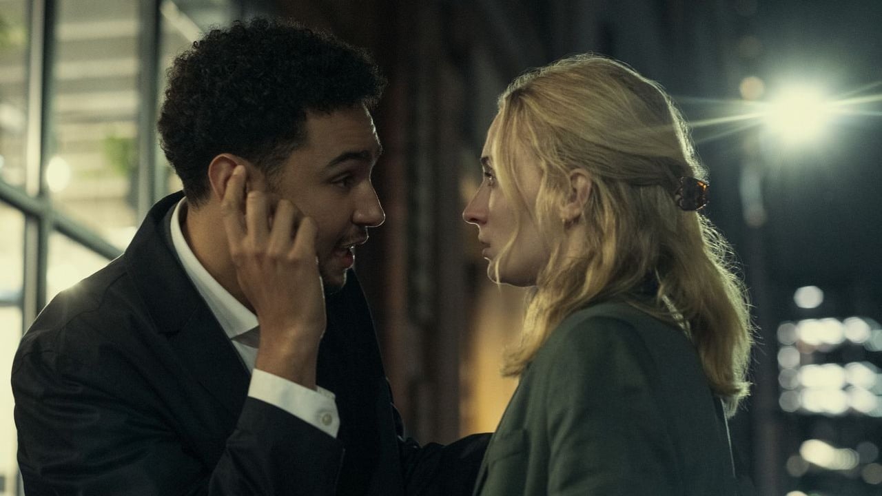 W tym tygodniu obejrzysz 2 kryminalne nowości: na Prime Video premiera „pełnego adrenaliny thrillera” z gwiazdą Gry o tron, Netflix opowie o prawdziwym fałszerzu