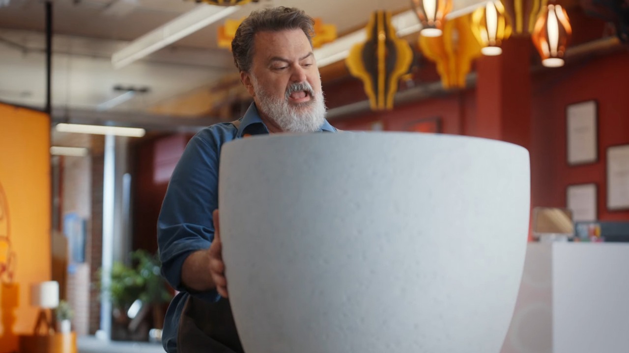 Kiedyś stworzyli Psychonauts, dziś oferują coś zupełnie innego. Tim Schafer wydaje się zachwycony, ale trudno mieć wiarę w nowy projekt Double Fine