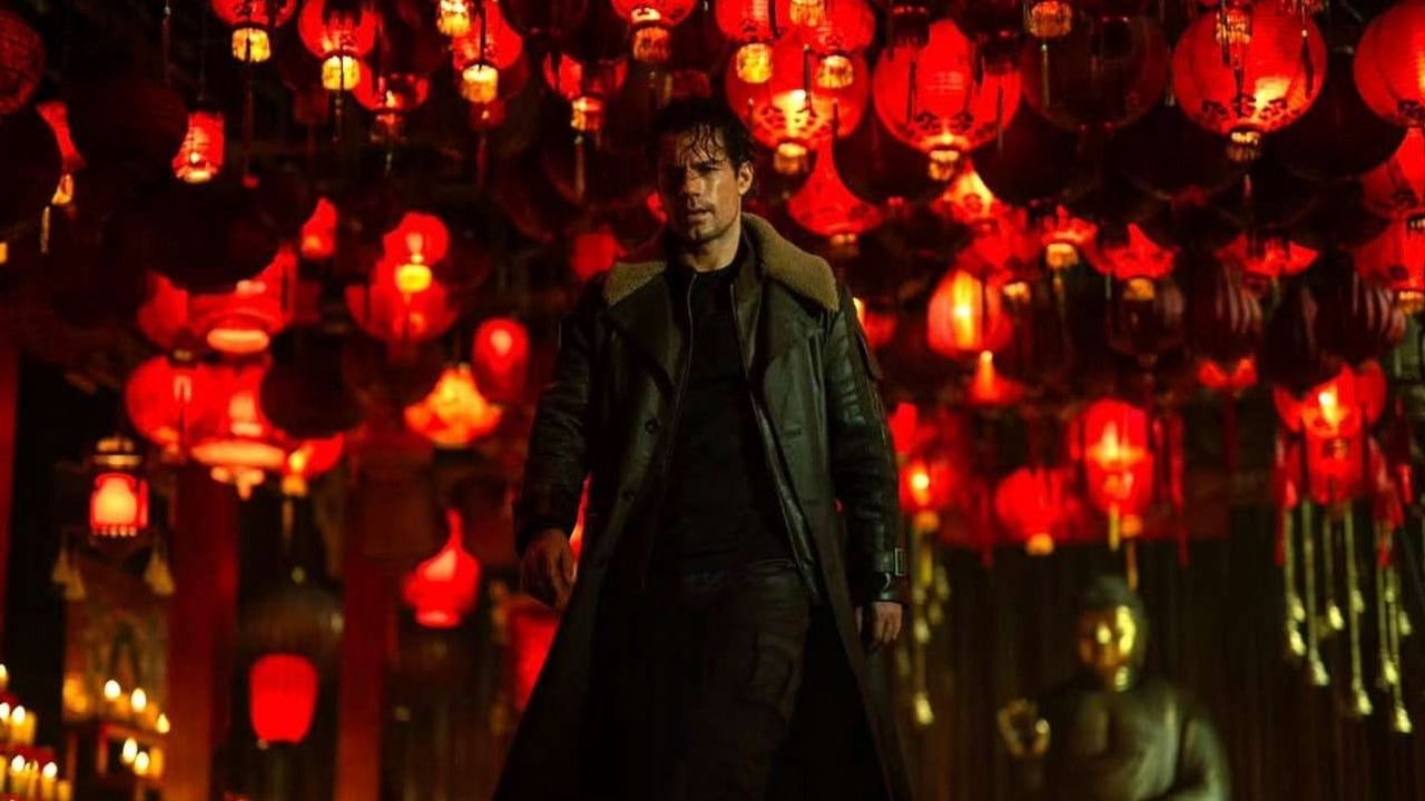 Henry Cavill jako nowy Nieśmiertelny. 500-letni wojownik na pierwszych zdjęciach z rebootu Highlandera Chada Stahelskiego