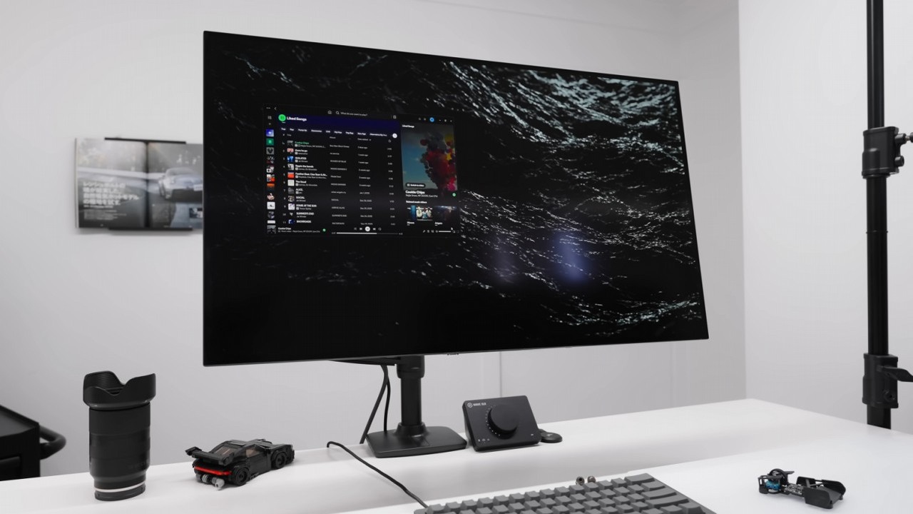 Gracz katował monitor OLED przez 3000 godzin, a efekty wypalenia pikseli są zaskakujące