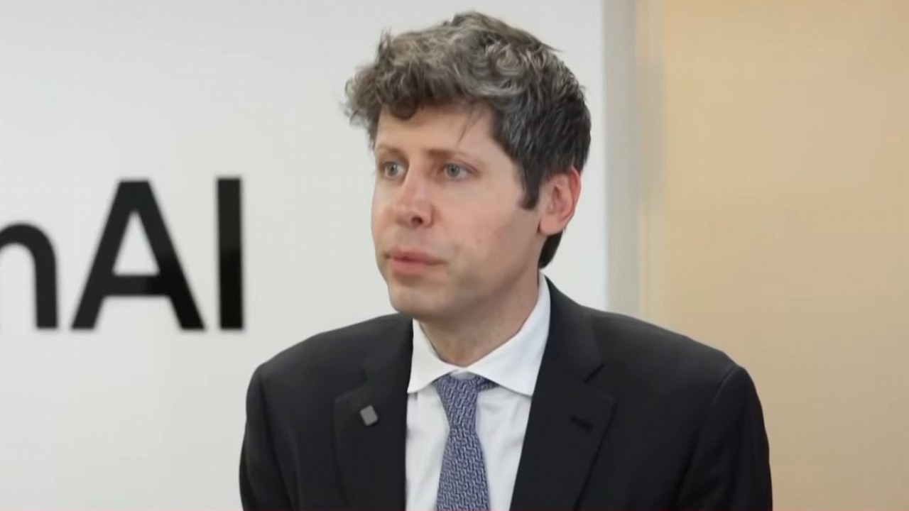 Sztuczna inteligencja jest wygodną wymówką dla zwolnień. Sam Altman przyznaje, iż część firm uprawia „AI washing”