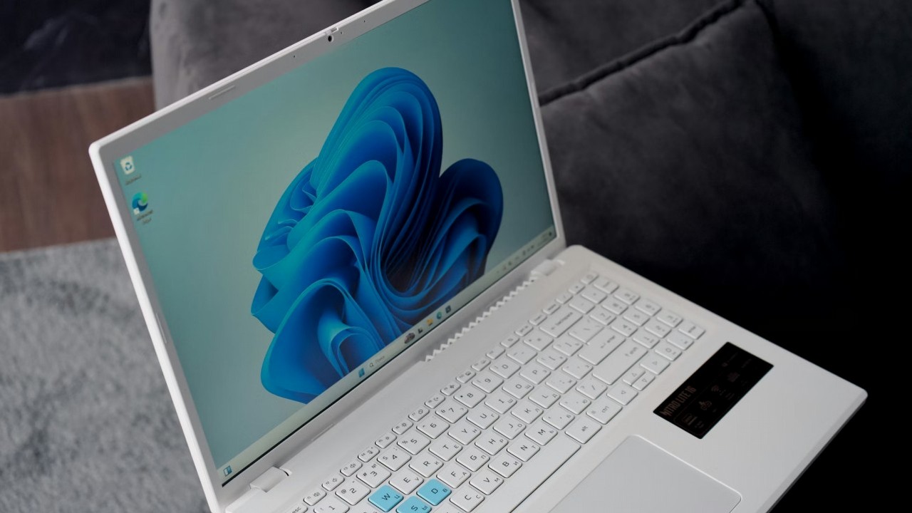 Gracz PC przez miesiące opiera się aktualizacji Windows 11 - gdy na chwilę bierze prysznic, nowa wersja po prostu instaluje się sama