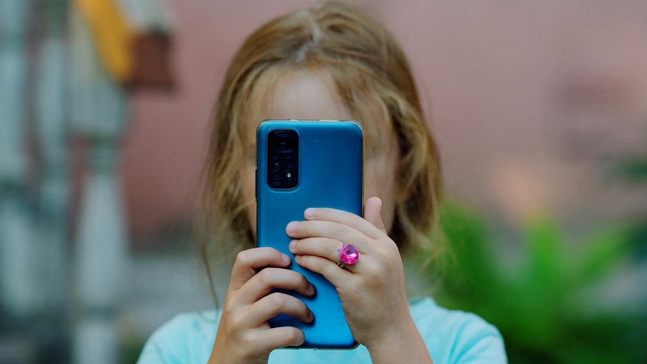 6 mln dolarów za uzależnienie: Meta i YouTube uznane winnymi w przełomowej sprawie