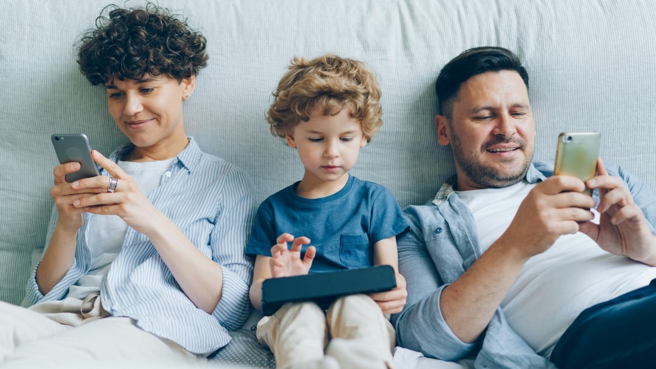 „Celem nie jest oglądalność, tylko uzależnienie widza”: wyciekły maile pracowników YouTube'a, ale Google zaprzecza, iż mechanizm miał dotyczyć widzów