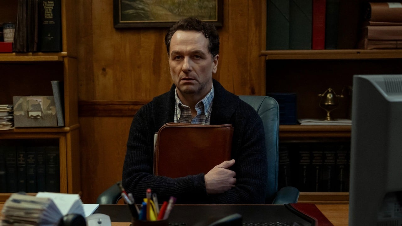 W tym tygodniu 2 nowe seriale podbiją streaming: wysokooktanowy thriller akcji wjedzie na Netflix, Apple TV szykuje mroczny hit o pełnym tajemnic miasteczku