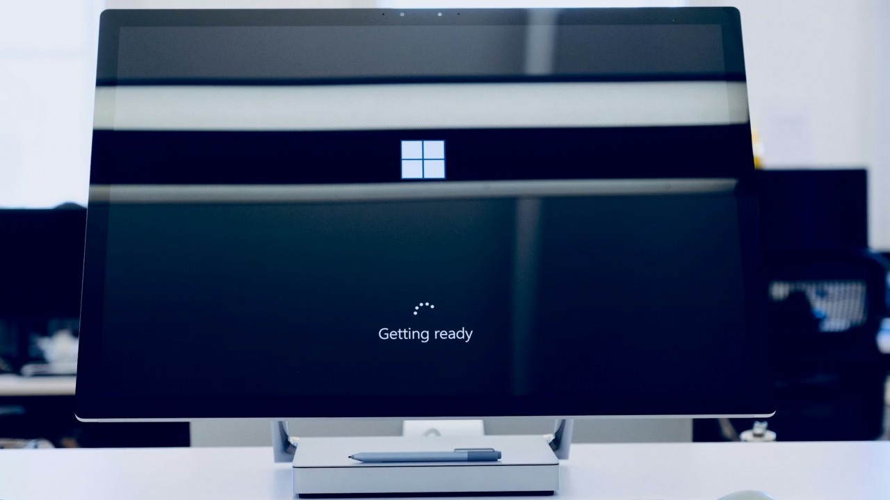 Windows 11 uruchomi aplikacje o 40% szybciej. Microsoft ma sposób, by poprawić działanie systemu