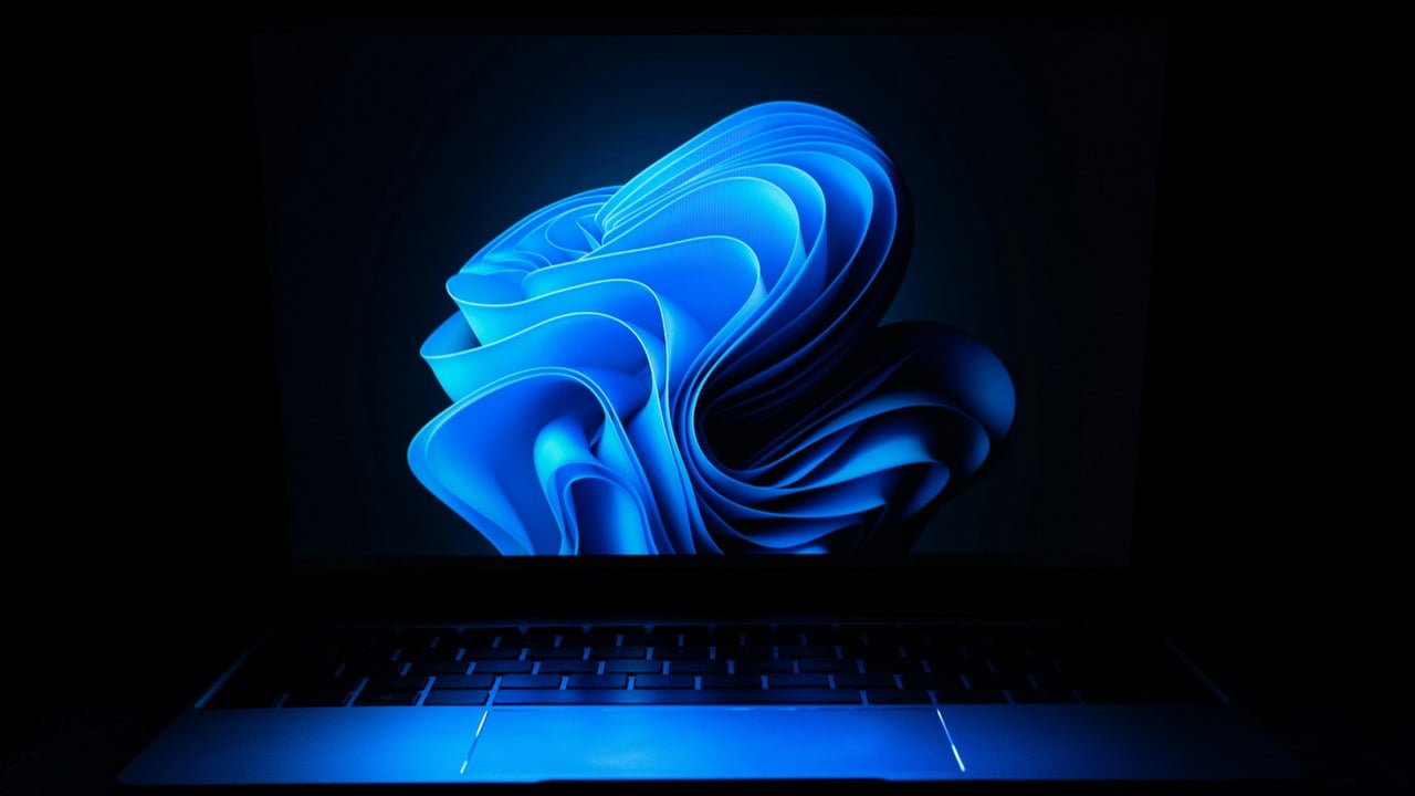 Windows 10 nie chce umrzeć. Microsoft po cichu przedłużył wsparcie, bo użytkownicy wciąż nie spieszą się z przesiadką