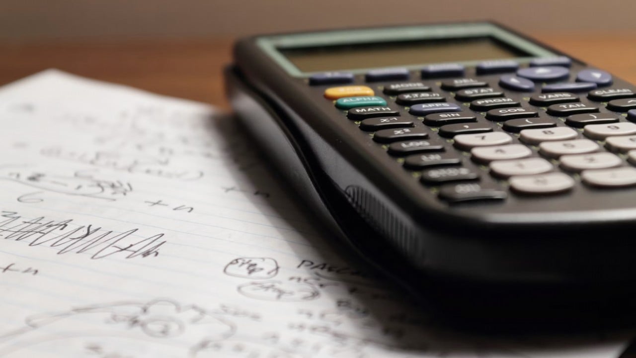 W niedzielne popołudnie sztuczna inteligencja rozwiązała problem, który dręczył matematyków od 1939 roku
