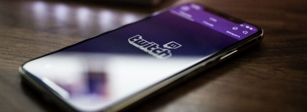Twitch zbanował streamera za wykorzystanie... jego własnej muzyki