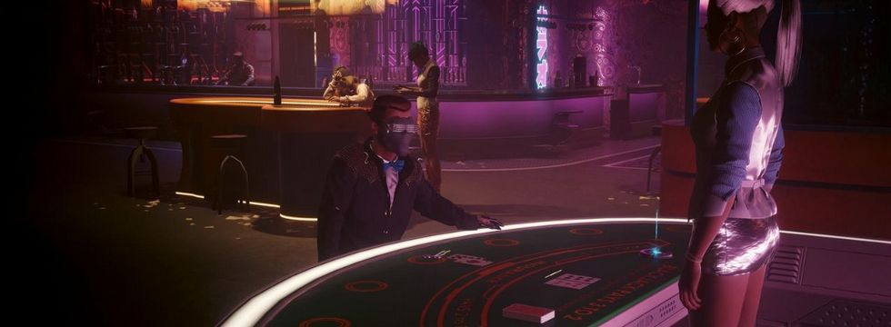 Cyberpunk 2077 powoli zmienia się w New Vegas. W kasynie zagracie teraz także w Blackjacka