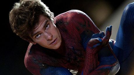 Andrew Garfield ujawnia scenę, która przekonała go do zagrania w Spider Man: No Way Home