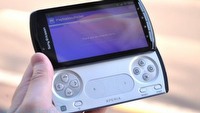 Xperia Play zadebiutuje w kwietniu?