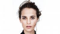 Alicia Vikander na oficjalnych zdjęciach z nadchodzącej ekranizacji Tomb Raidera