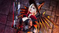 Najlepsze cosplaye - Witch Mercy z Overwatch