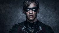 Wychowanek Batmana łamie karki i przeklina w zwiastunie Titans