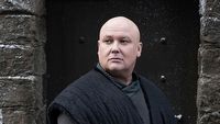 Gra o Tron - Varys obwinia media za falę krytyki wobec ósmego sezonu