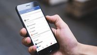Nowy iOS 13 na iPhone'ach ostrzega przed korzystaniem z Facebooka