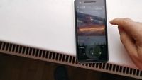Tapeta zawiesza telefony z systemem Android