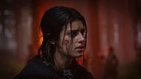 Yennefer na zdjęciach z 2. sezonu Wiedźmina Netflixa