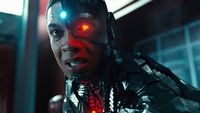 Afera wokół Justice League - Fisher krytykuje pomysł DC Films na „czarnego Supermana”