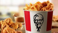 Więzienie dla studentów za darmowe jedzenie w KFC; wykorzystali błąd aplikacji