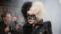 Cruella nie taka zła. Pierwsze recenzje najnowszego filmu Disneya