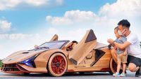 Ojciec zbudował dla syna drewniane, elektryczne Lamborghini