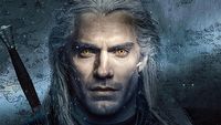 Geralt w czasie walki na nowym zdjęciu z Wiedźmina Netflixa