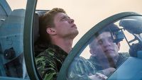 Od rosyjskiego Top Guna wolę film o zwykłych ukraińskich ludziach. Szczególnie w tych czasach