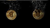 Bitcoin rekordowo słaby i dalej spada