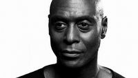 Zmarł aktor Lance Reddick; gracze oddają mu wzruszający hołd w Destiny 2