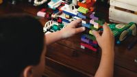 Zestawy LEGO, które pochłoną Cię bez reszty, są teraz tańsze w „letniej edycji Black Friday” w Media Markt