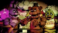 Czy Pięć koszmarnych nocy zmieniło oczy animatroników? Porównanie postaci z gry i filmu