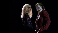 Joker 2 jest ryzykowny, ale genialny, sugerują pierwsze opinie. Szykuje się niekonwencjonalne i krwawe widowisko