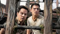 Uncharted wkrótce wypadnie z Netflixa. To ostatni moment, by obejrzeć lubianą przez fanów adaptację z Tomem Hollandem i Markiem Wahlbergiem na tej platfomie