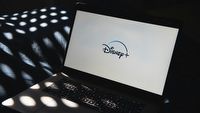 Disney Plus chce uzależniać tak jak Netflix. Bob Iger pracuje ze specjalistami nad funkcjami, które sprawią, że będziemy oglądać jeszcze więcej