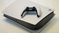 Zainteresowanie PS5 spada, ale i tak w Europie konsola Sony była najchętniej wybierana we wrześniu