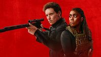 Trzymający w napięciu thriller szpiegowski z Eddiem Redmayne'em to jeden z najlepszych seriali na SkyShowtime. Obfitujący w akcję Dzień szakala pobił imponujący rekord