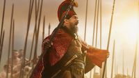Koniec czekania! Dwa odcinki nowego serialu wojennego z Jasonem Momoa są już dostępne na Apple TV+