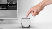 Konsola Ouya ze wsparciem dla XBMC i TuneIn. Pokazano projekty designu